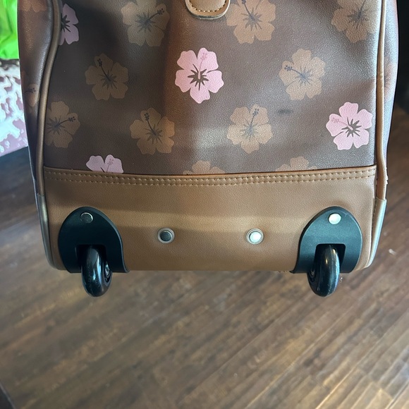 Disney Brown Sakura Stitch Travel Tote - Picture 7 of 8